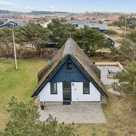 Σπίτι διακοπών Charming Summer House With A Lovely Large Terrace Hvide Sande