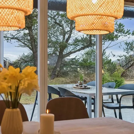 Σπίτι διακοπών Charming Summer House With A Lovely Large Terrace Hvide Sande