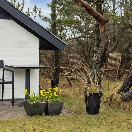 Σπίτι διακοπών Charming Summer House With A Lovely Large Terrace *