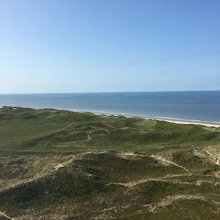 Charming Summer House With A Lovely Large Terrace Hvide Sande